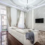 Daire Opera Balkony Luxury With Free Parking Budapeşte