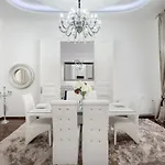 Daire Opera Balkony Luxury With Free Parking *