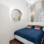 Daire Opera Balkony Luxury With Free Parking Budapeşte