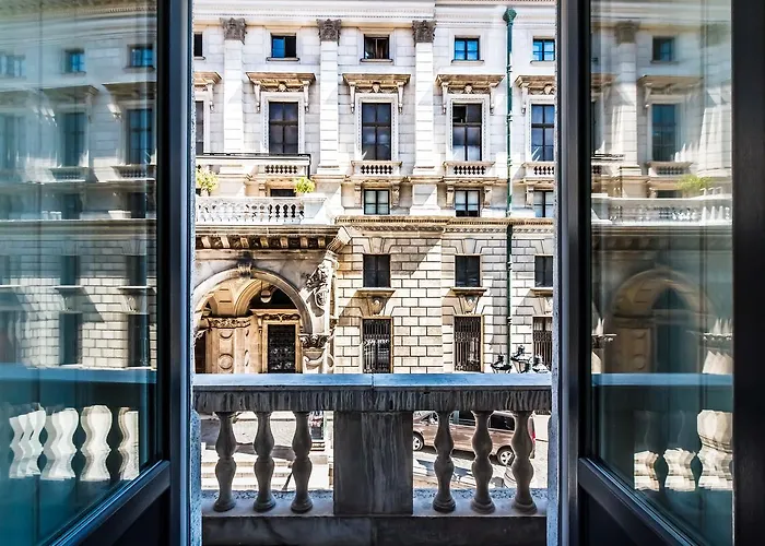 Opera Balkony Luxury With Free Parking Apartman
