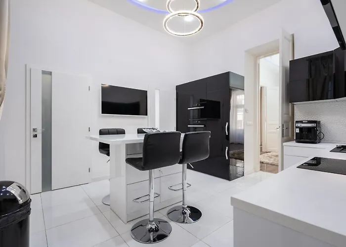 Apartamento Opera Balkony Luxury With Free Parking