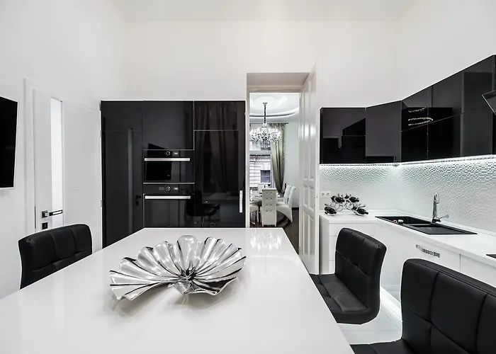 Opera Balkony Luxury With Free Parking Apartamento *