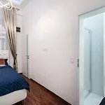 Opera Balkony Luxury With Free Parking *