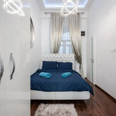 Apartmán Opera Balkony Luxury With Free Parking Budapešť