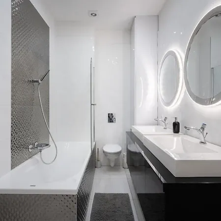 Opera Balkony Luxury With Free Parking