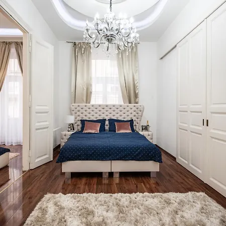 Opera Balkony Luxury With Free Parking * Budapešť