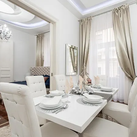 Apartmán Opera Balkony Luxury With Free Parking Budapešť