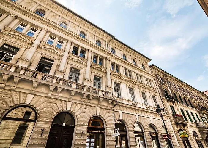Apartament Opera Balkony Luxury With Free Parking Budapeszt
