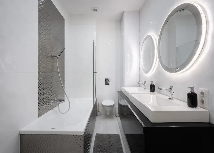 Opera Balkony Luxury With Free Parking