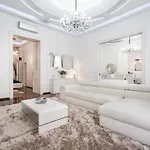 Opera Balkony Luxury With Free Parking 아파트 부다페스트