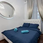 Opera Balkony Luxury With Free Parking 아파트 *